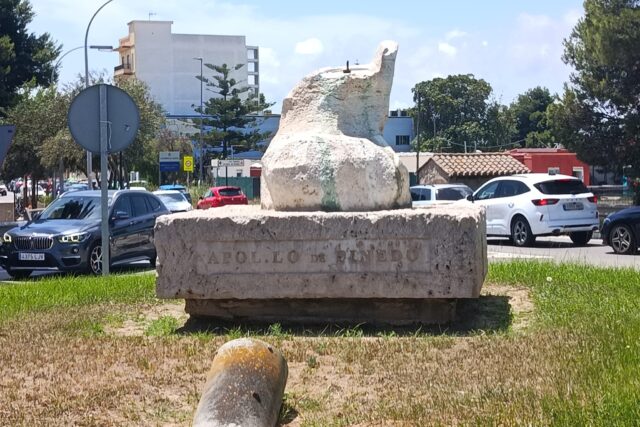 escultura abandonada